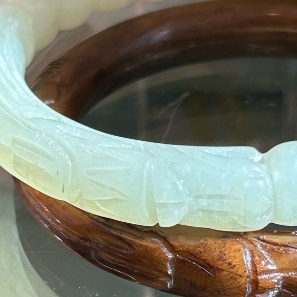 Jade bracelets - Picture 11 of 11